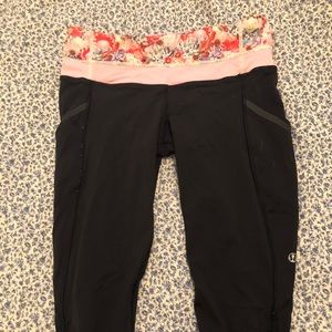 Lululemon crop leggings with pockets